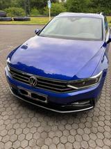 Volkswagen Passat Variant 2.0 TDI SCR DSG R Line Elegance  - Volkswagen Passat Variant in Rostock