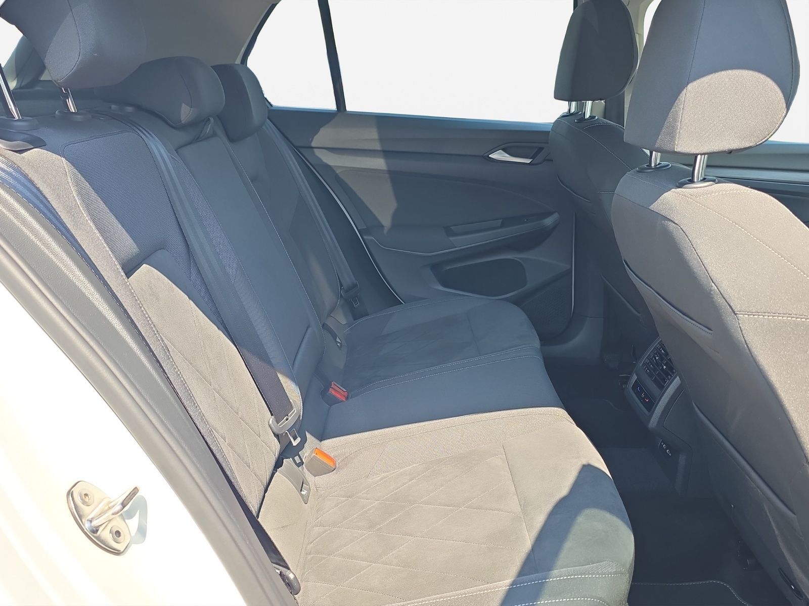 Volkswagen Golf - Bild 19