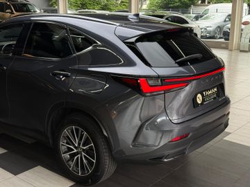 Lexus NX 350h - 10