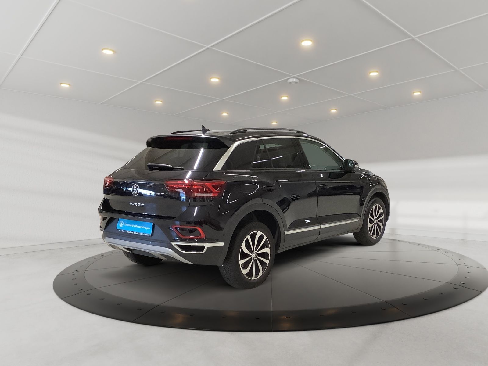 T-Roc Style 1,0 TSI 81 kW LED+, Navi, ACC, SHZ