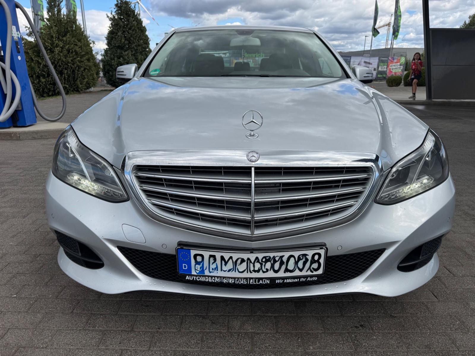 Mercedes-Benz E 220 CDI Limousine Klima Navi LED Euro 5