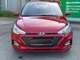 Hyundai i20 Trend*PDC*Klima*TÜV NEU*Tempomat*SHZ* - Hyundai i20: Rot
