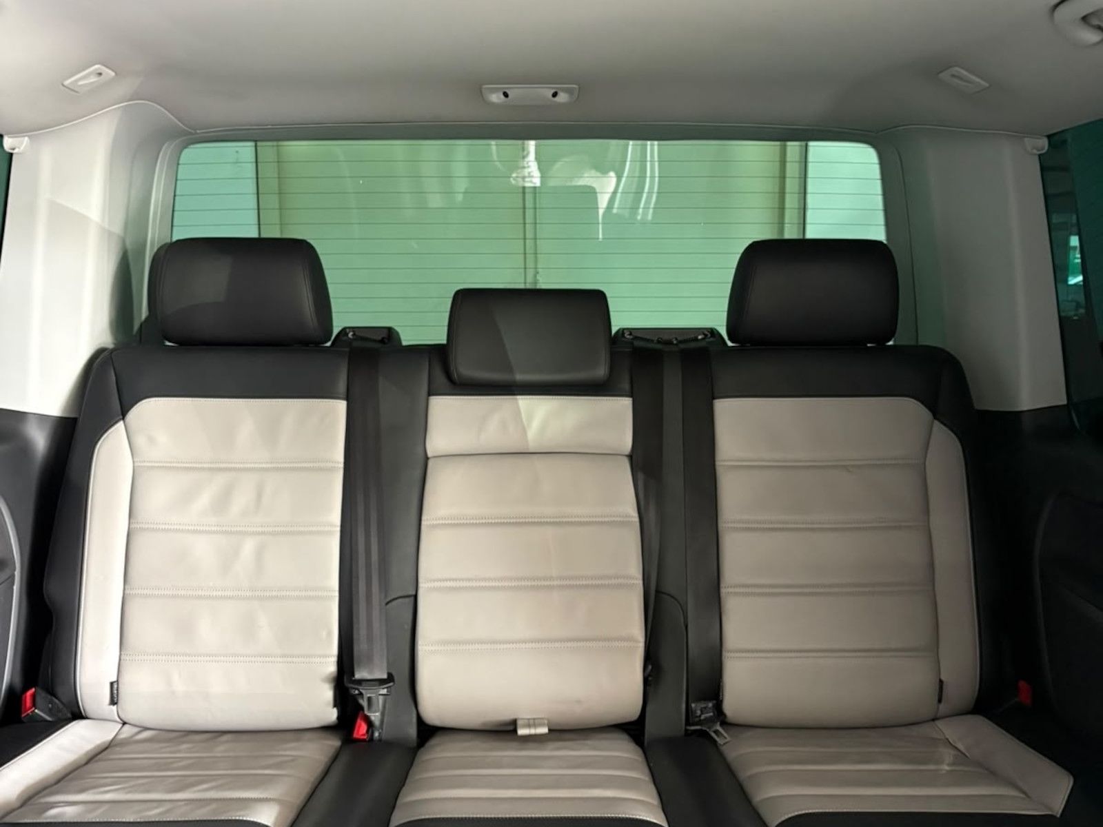 Volkswagen T6 Multivan EDITION LEDER AHK STHZG CAM DYN LED foto 17