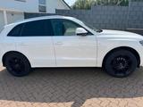 Audi Oudi Q5- S-line 8R    2010 - Audi Q5 8R Gebrauchtwagen