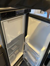 HYMER ERIBA HYMERCAR Redwood 600 Explorer LED Fahrkomfort 8G Autom.