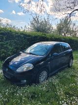 Fiat Grande Punto 1.4 16V Sport Sport - Fiat Grande Punto Sport mit Benzin-Antrieb