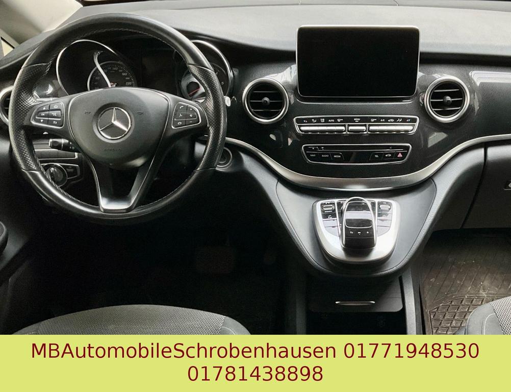 Mercedes-Benz V 220