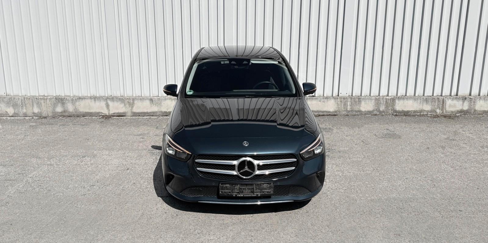 Mercedes-Benz B 200 4Matic Style LED MBUX SPUR SPIEGEL