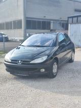 Peugeot 206 1.4 Style Klima Elektrische Fensterheber  - mit Benzin-Antrieb: Limousine, Elektr Fensterheber