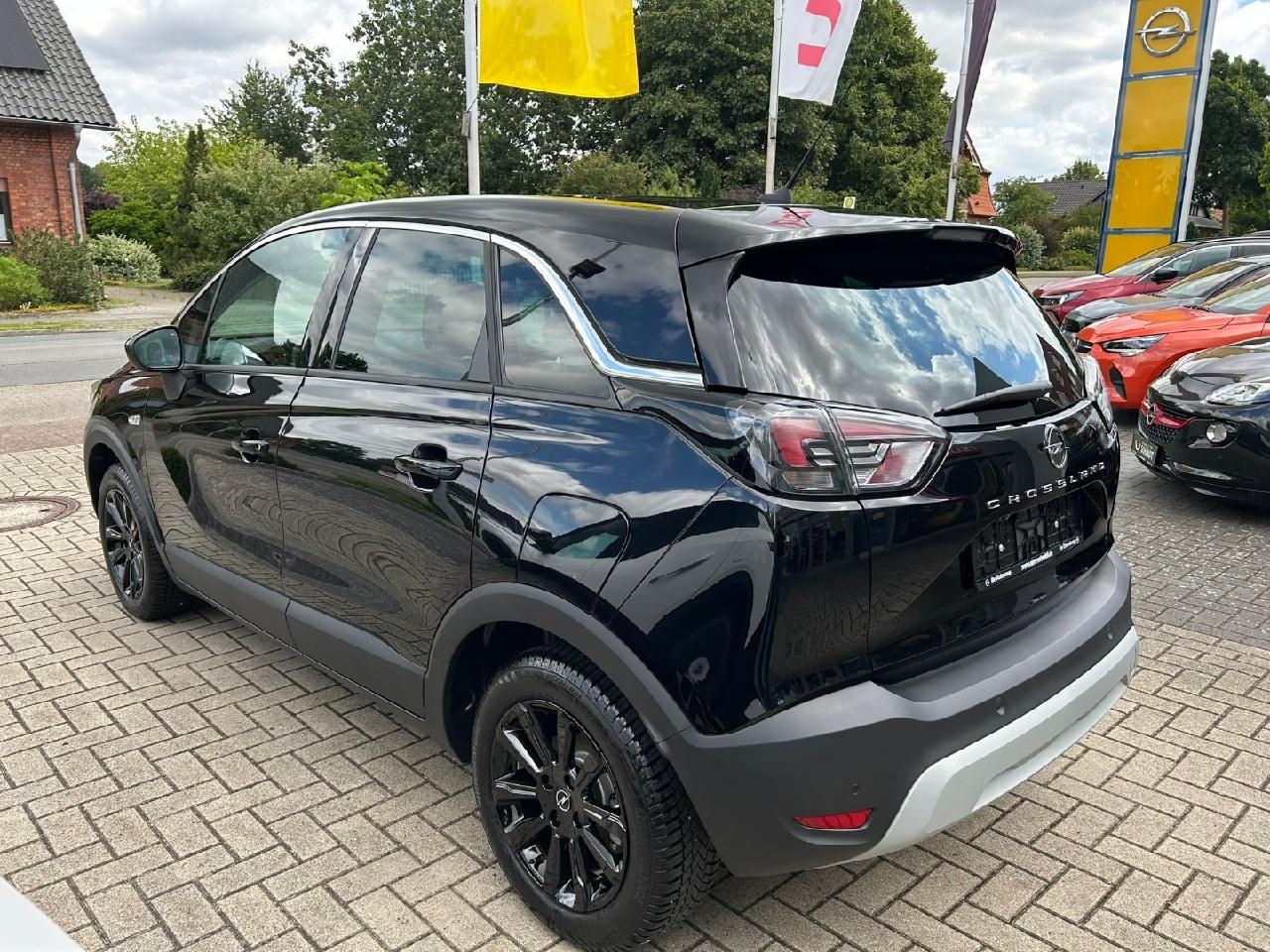 Fahrzeugabbildung Opel Crossland Elegance, wenig Kilometer