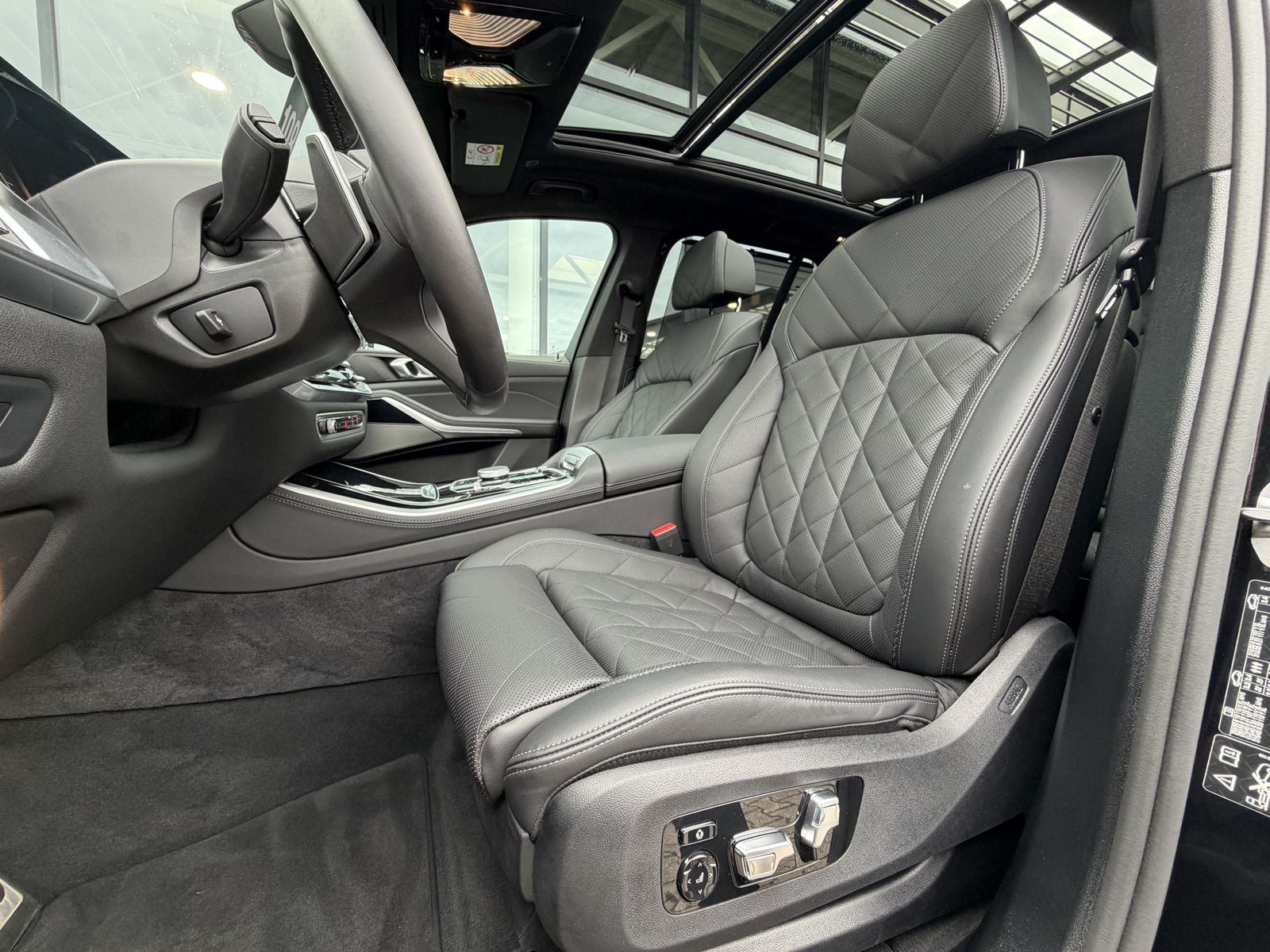 BMW X5 xDrive30d M Sport StHzg AHK Pano 2-Achs Luft foto 5