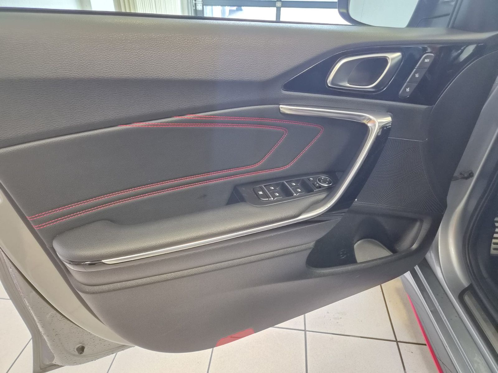 Fahrzeugabbildung Kia pro cee'd / ProCeed GT/ JBL / GEPFLEGT