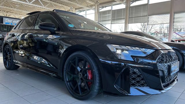 Audi RS3 PANO SHZ SPORTSITZE