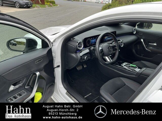 Fahrzeugabbildung Mercedes-Benz A 200 AMG/NIGHT/MULTIB./KAM./AHK/TOTW./AMBI/..