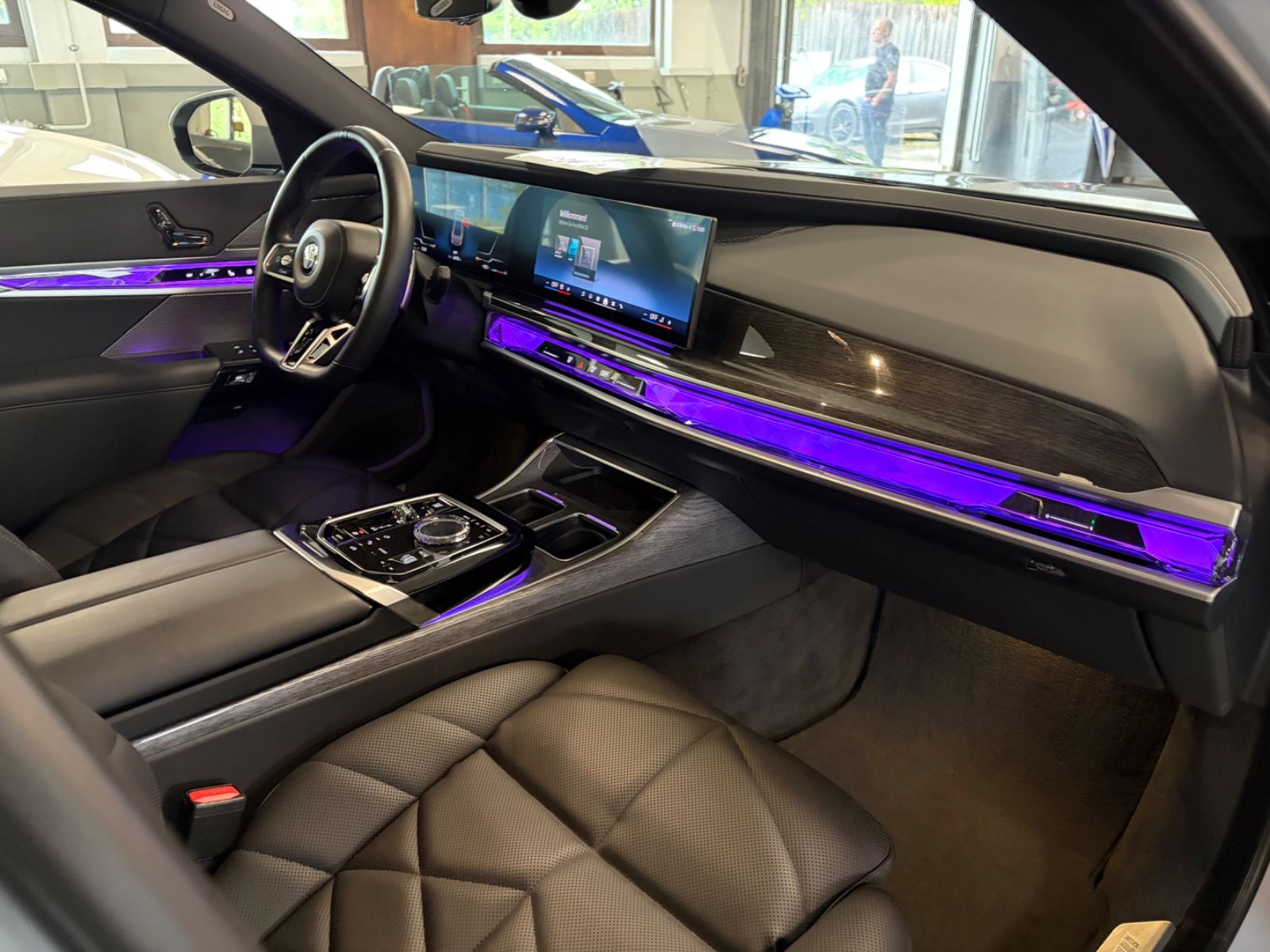 BMW 740i M Sport Paket*Kristall Paket*SkyLounge*B&W* foto 21