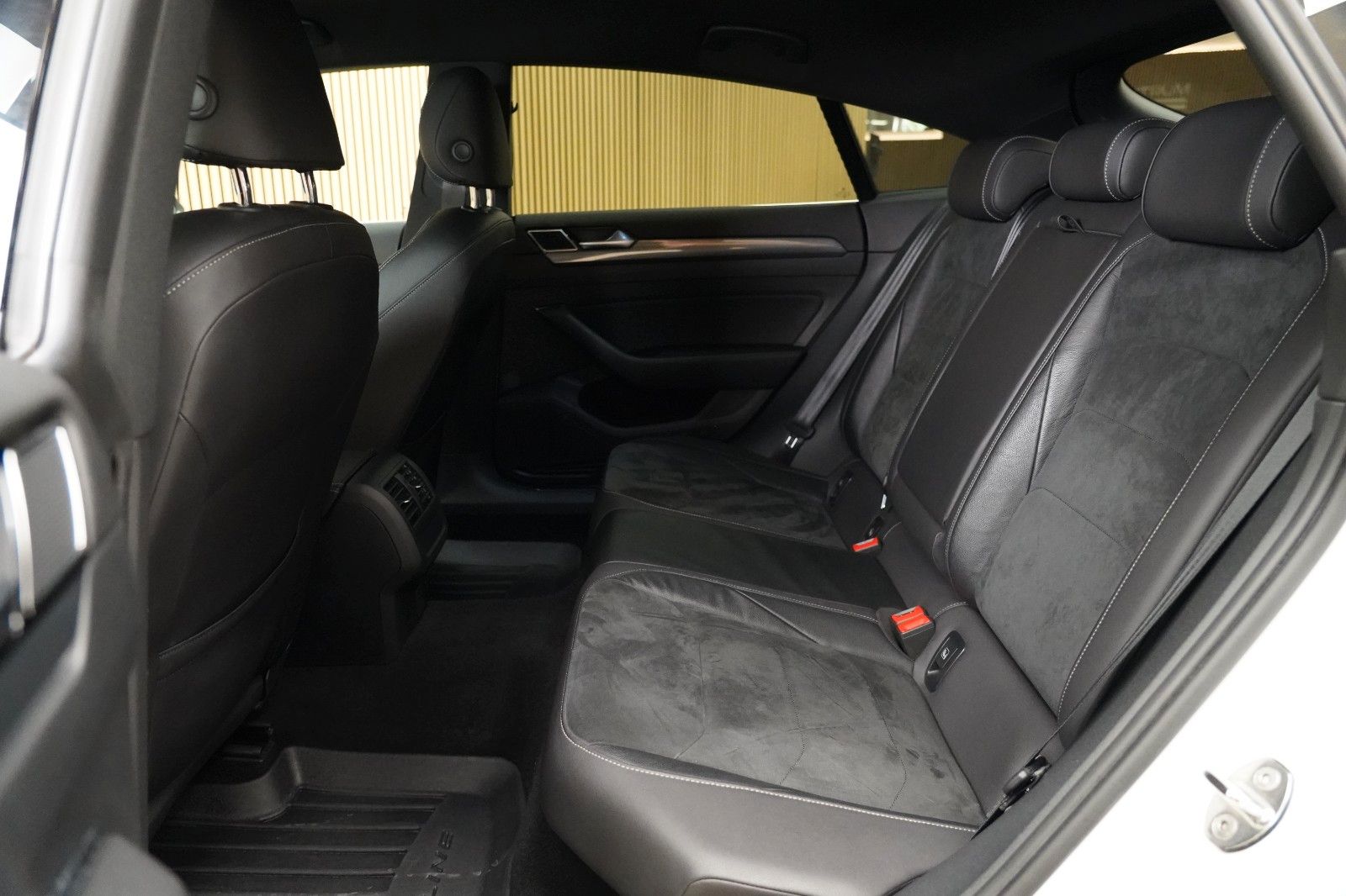 Volkswagen Arteon 2.0 TSI R-Line 4M LED NAVI LEDER KESSY foto 9