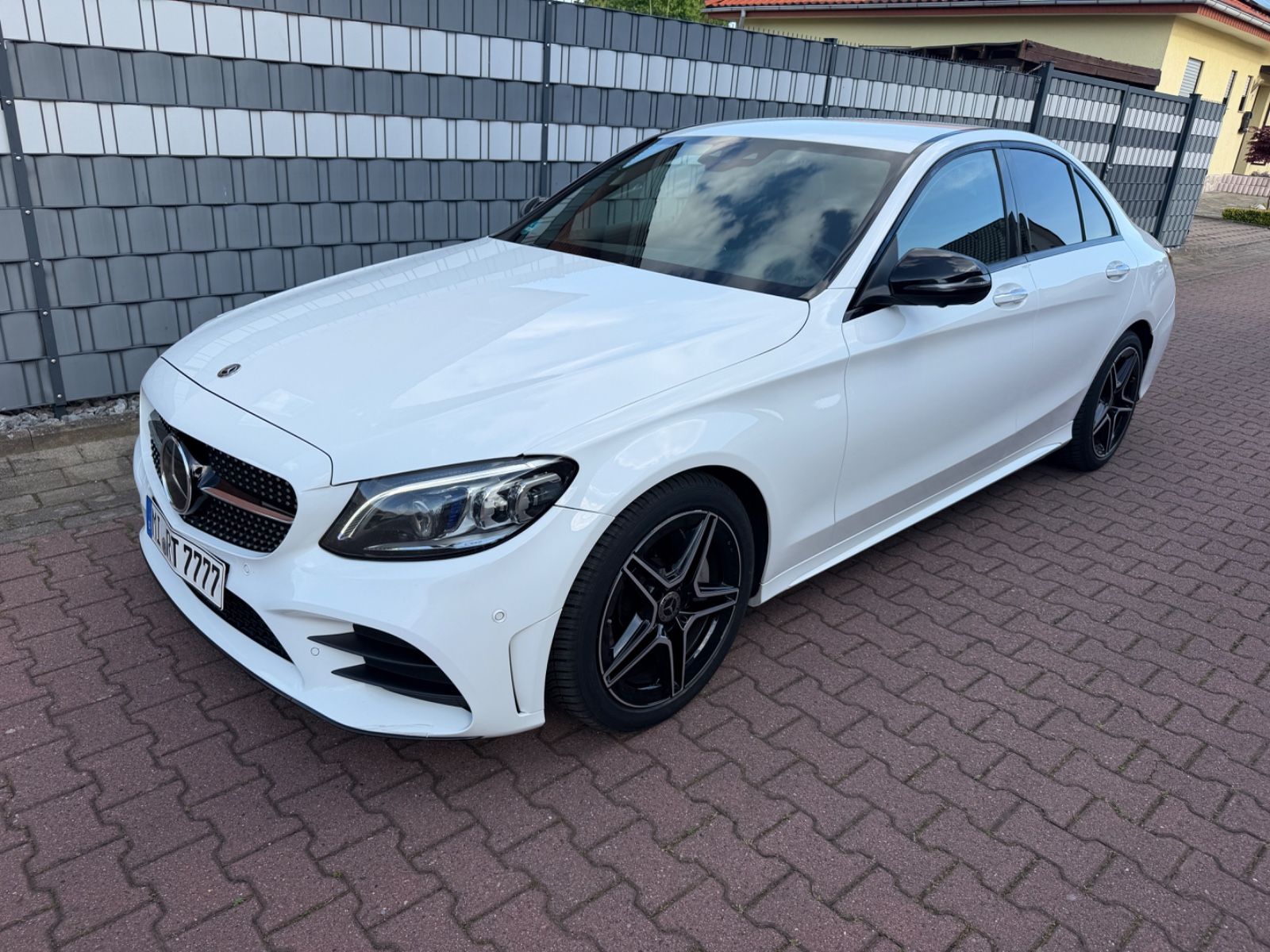 MERCEDES-BENZ C 300 d AMG Burmester HUD Memory 360 Kamera