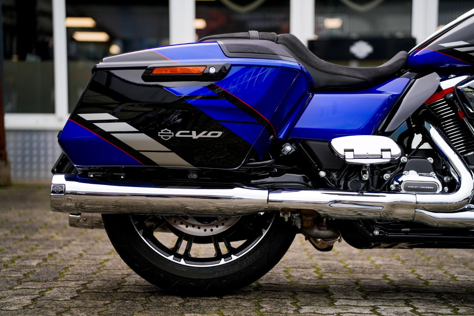 Fahrzeugabbildung Harley-Davidson CVO Street Glide  FLHXSE 121 CUI MY25
