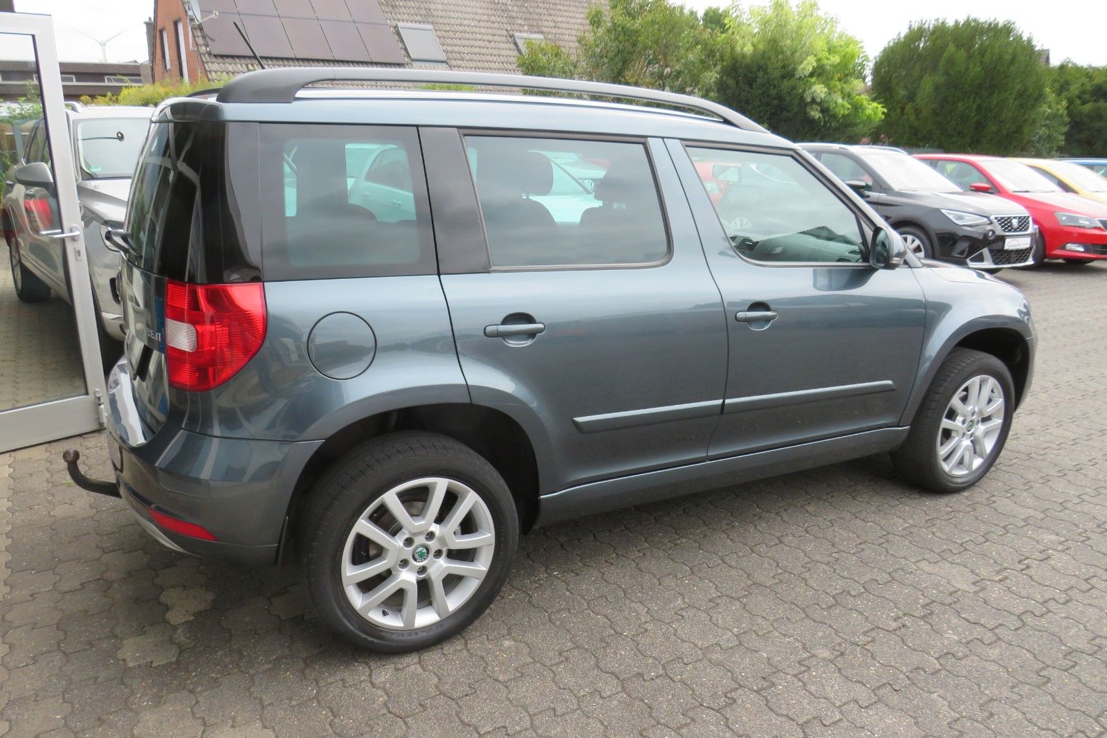 Fahrzeugabbildung SKODA Yeti Cool Edition TSI DSG AHK PDC GRA 1.HAND