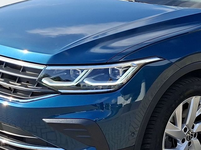 Tiguan 1.5 TSI Active *LED*AHK*NAVI*PANO*STANDH*