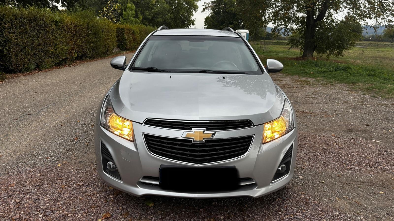 Chevrolet Cruze 2013 — вигляд ззаду