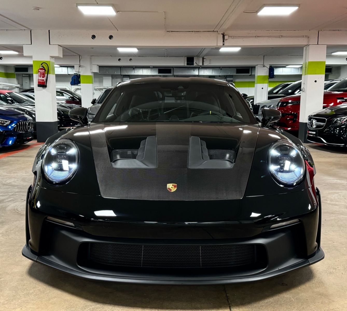 Fahrzeugabbildung Porsche 992 GT3 RS WEISSACH CARBON-KÄFIG CERAMIC 24 FULL