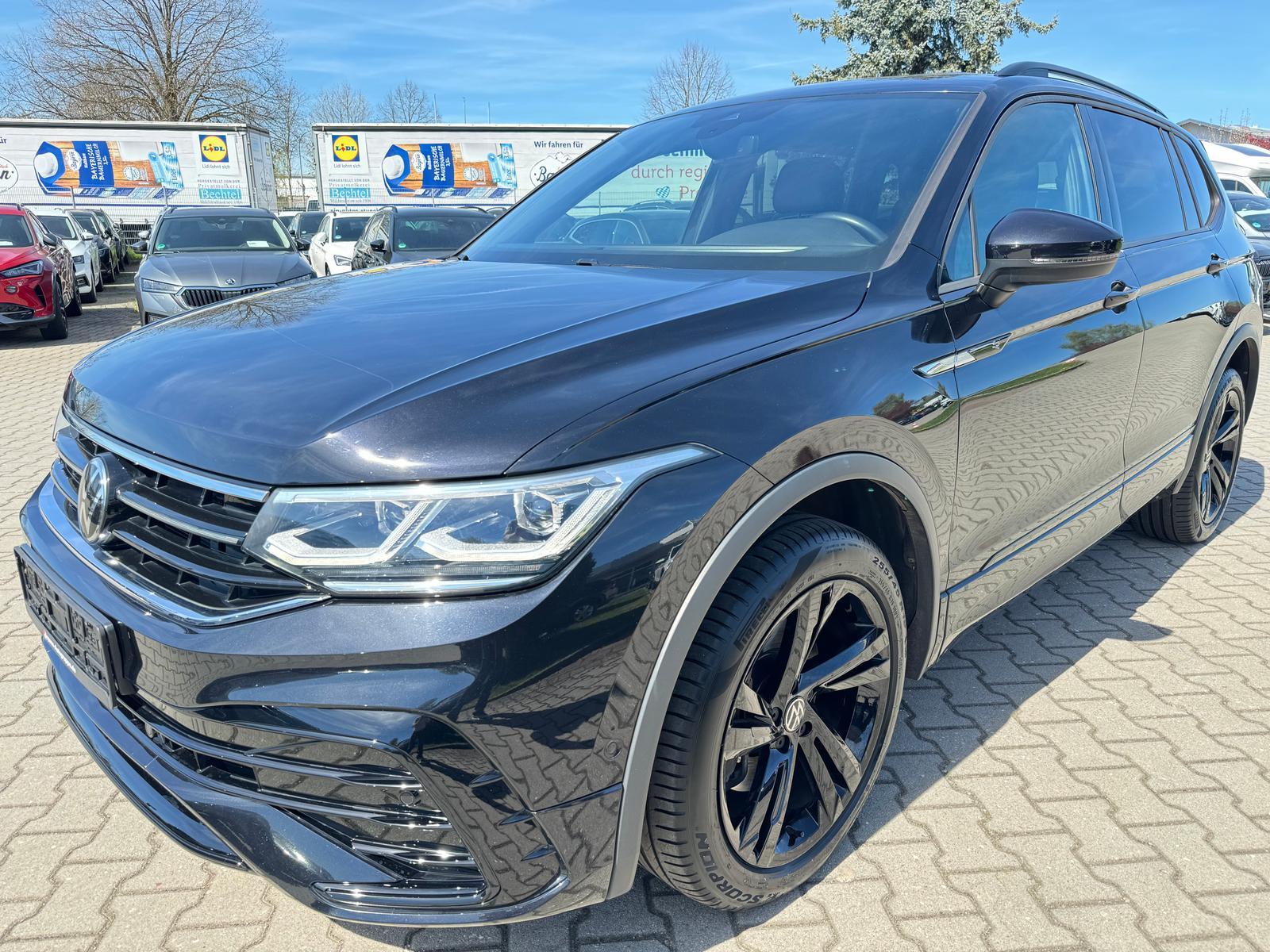Volkswagen Tiguan Allspace 2.0TDI R-Line 4Mot Black Style