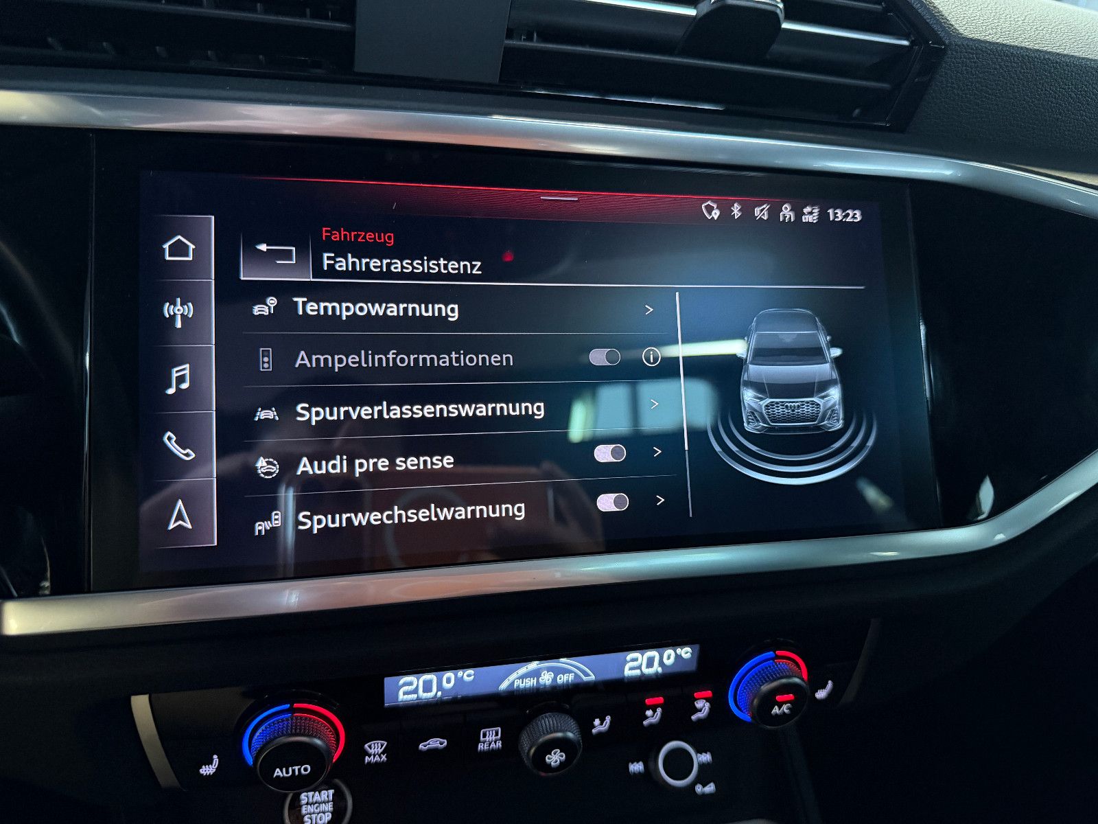 Fahrzeugabbildung Audi Q3 Sportback 45 TFSI quattro S line/PANORAMA/