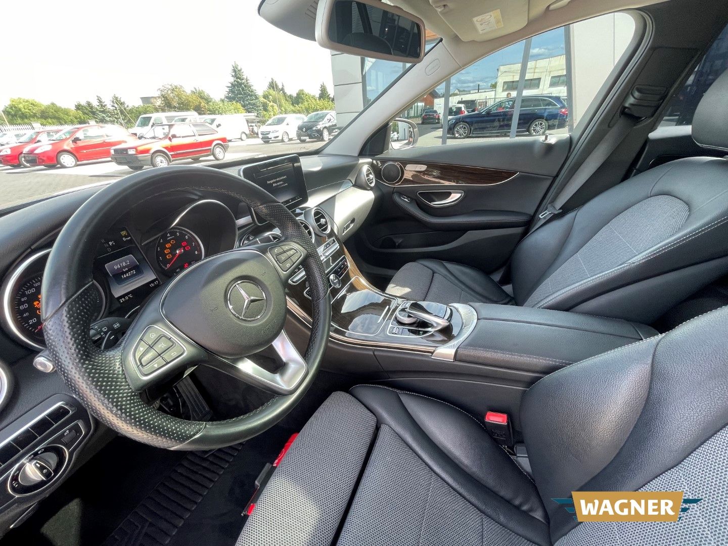 Fahrzeugabbildung Mercedes-Benz C 180 T CGI AVANTGARDE Lagerschaden