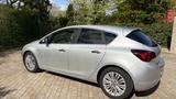 Opel Astra J 1.3 CDTI / SHZ / Fahrradträger / Xenon - Opel Astra aus 2012 mit Diesel-Antrieb: Limousine