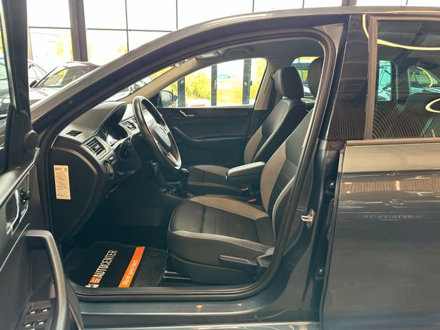 Skoda Rapid*KLIMAAUTO*SZHZ*CARPLAY*NAVI*TEMPO*TÜV0927