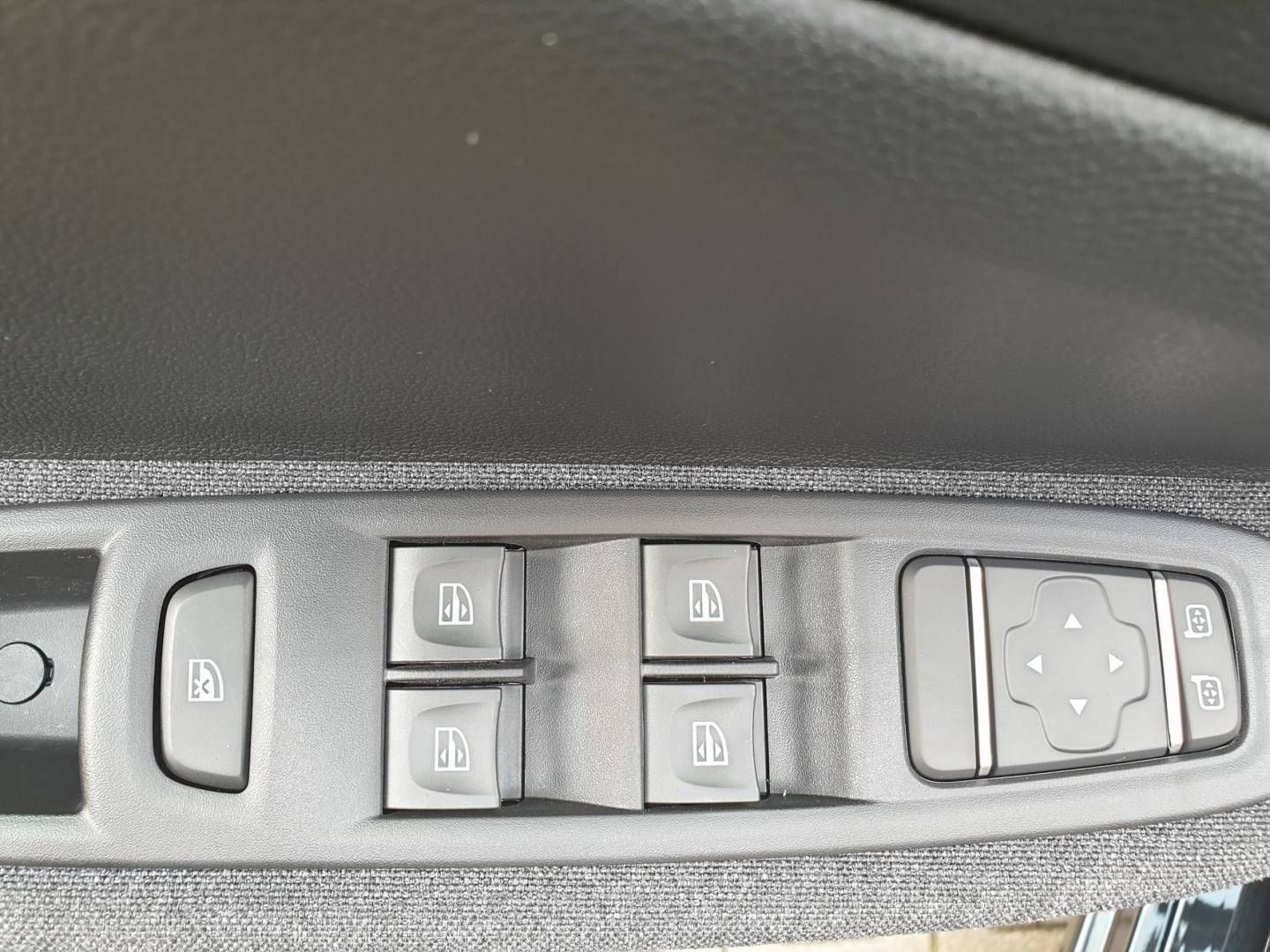 Fahrzeugabbildung Renault ZOE E-Tech 100% el. EXPERIENCE (Selection) R135