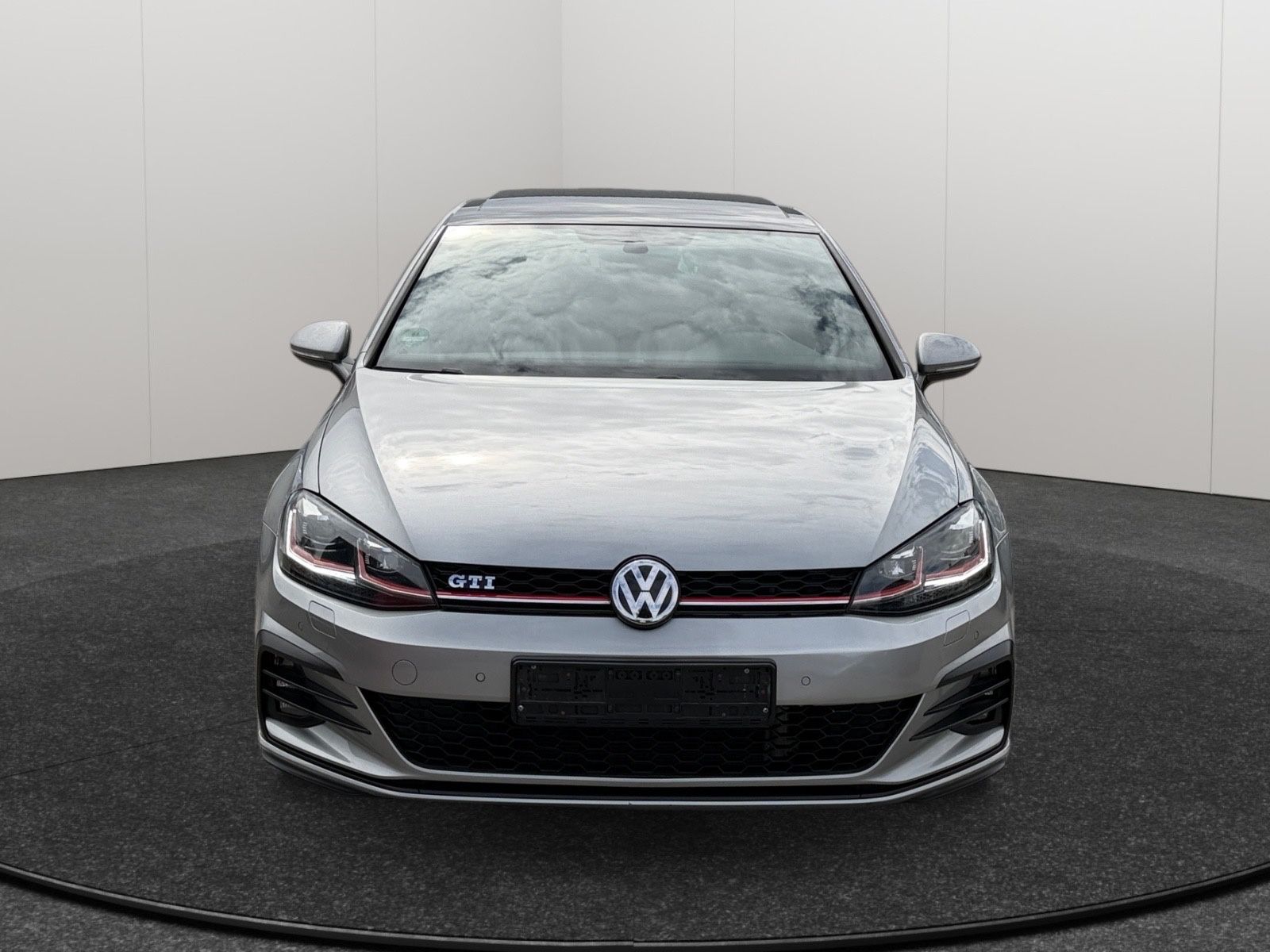 Volkswagen Golf VII Lim. GTI BMT Start-Stop PANO foto 2
