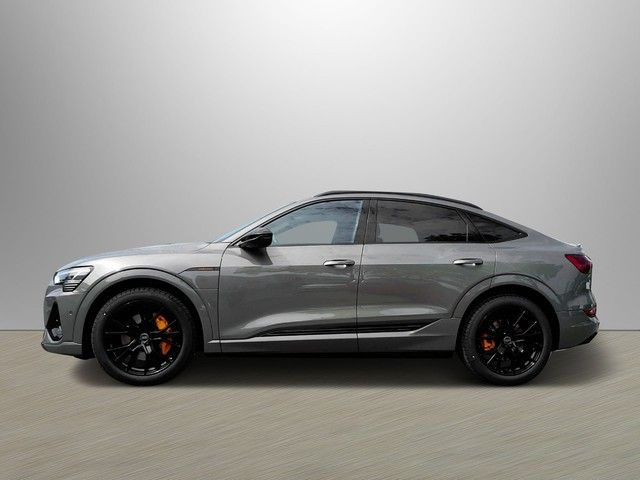Fahrzeugabbildung Audi e-tron Sportback 55 S line black edition Matrix