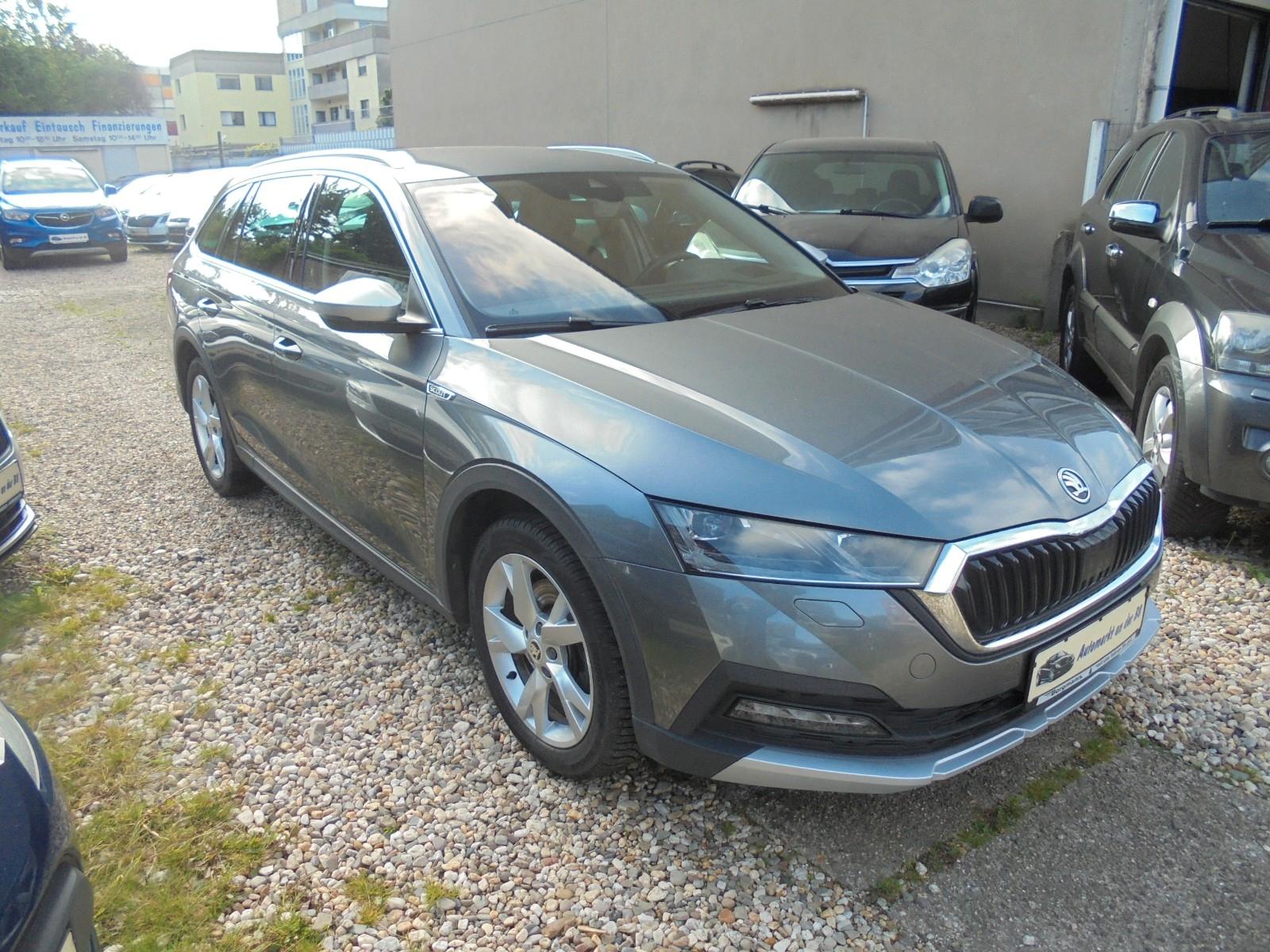 Skoda Octavia Scout 4x4 Alcantara,Automatik,AHK,1-Hand