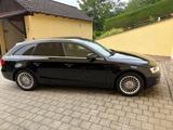 Audi A4 Avant 2015  TÜV neu  8-fach Alu  Fami - Audi A4: Kombi, 2.8