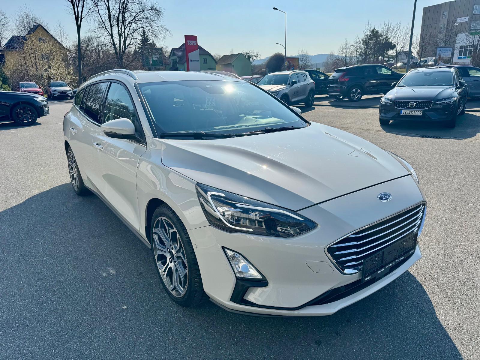 Ford Focus Turnier Titanium 1.5 Eco Boost Automatik