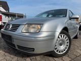Volkswagen Bora 2,0i Lim. Pacific,Klimaanlage - gebrauchte Volkswagen Bora aus dem Jahr 2005