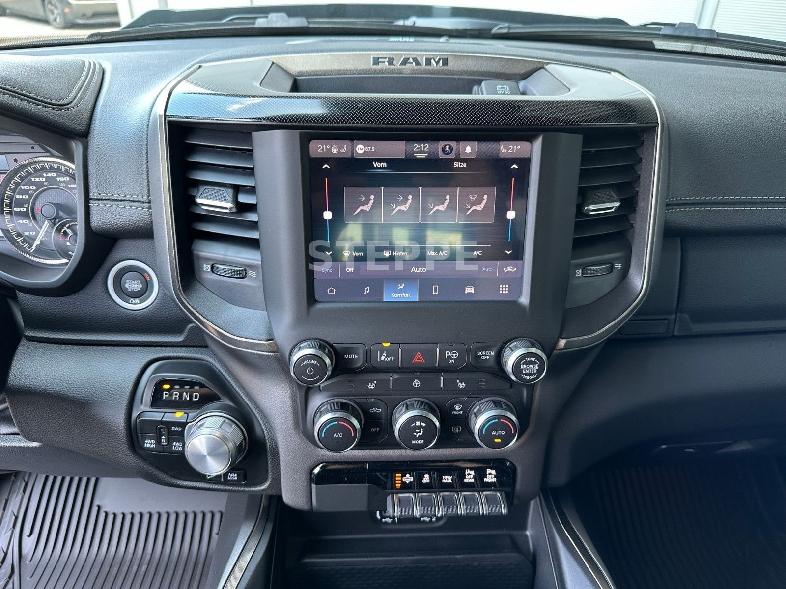 Dodge RAM 1500 REBEL 5,7V8 LPG NIGHT ACC, Luftfed,360°