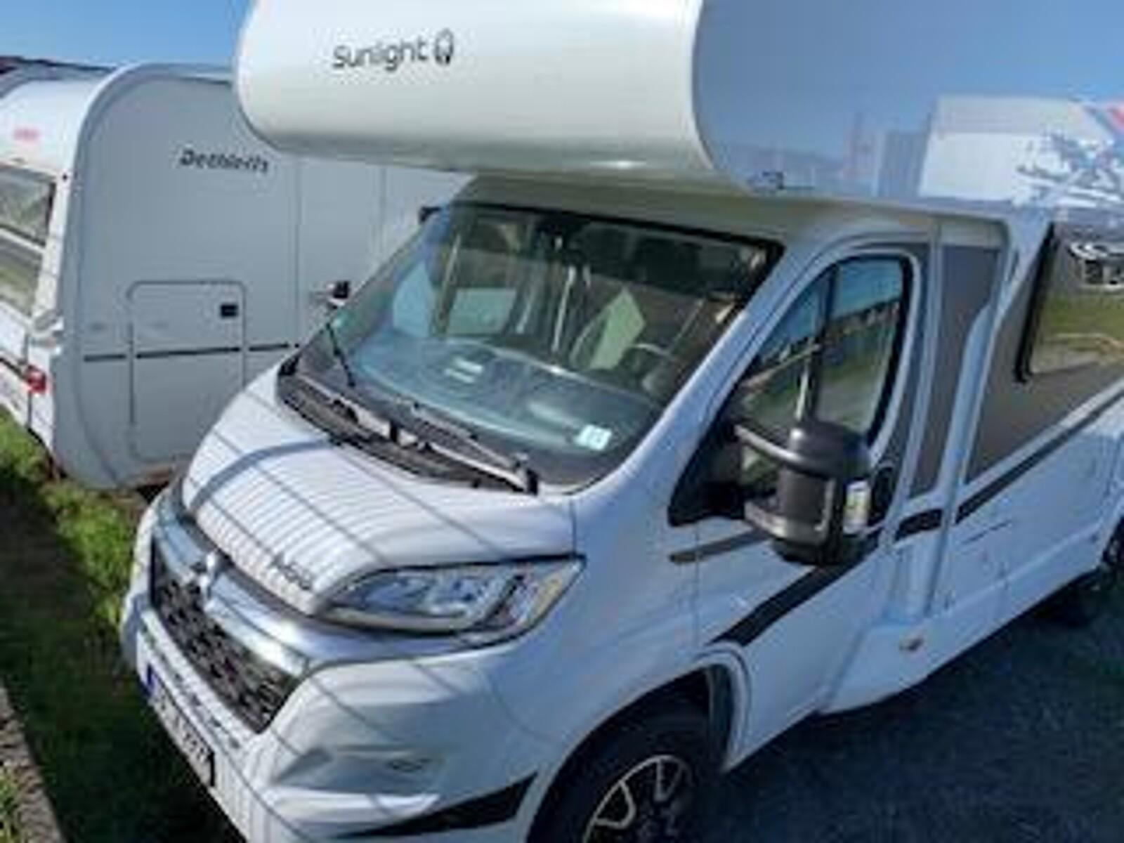 Sunlight A 68 Satanlage, TV, Radio und Navigation