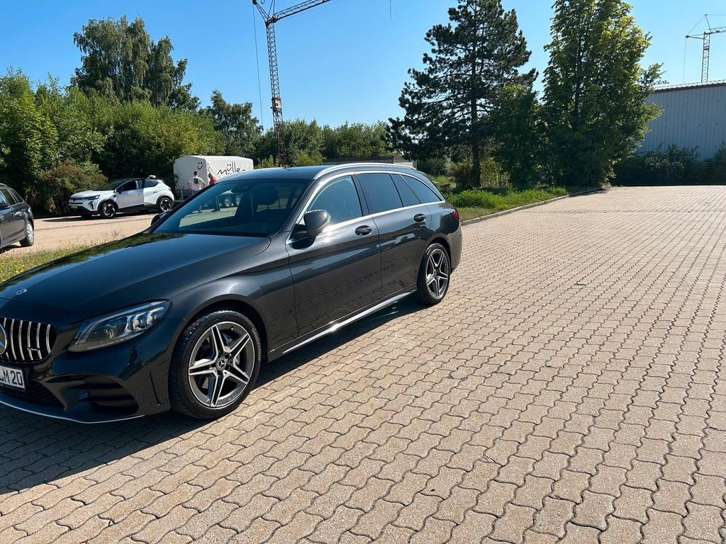Mercedes-Benz C 220