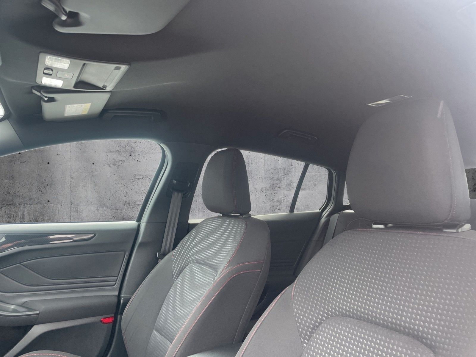 Fahrzeugabbildung Ford Focus Turnier ST-Line