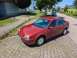 Volkswagen Bora 1.6 Basis Basis - gebrauchte Volkswagen Bora aus dem Jahr 1999