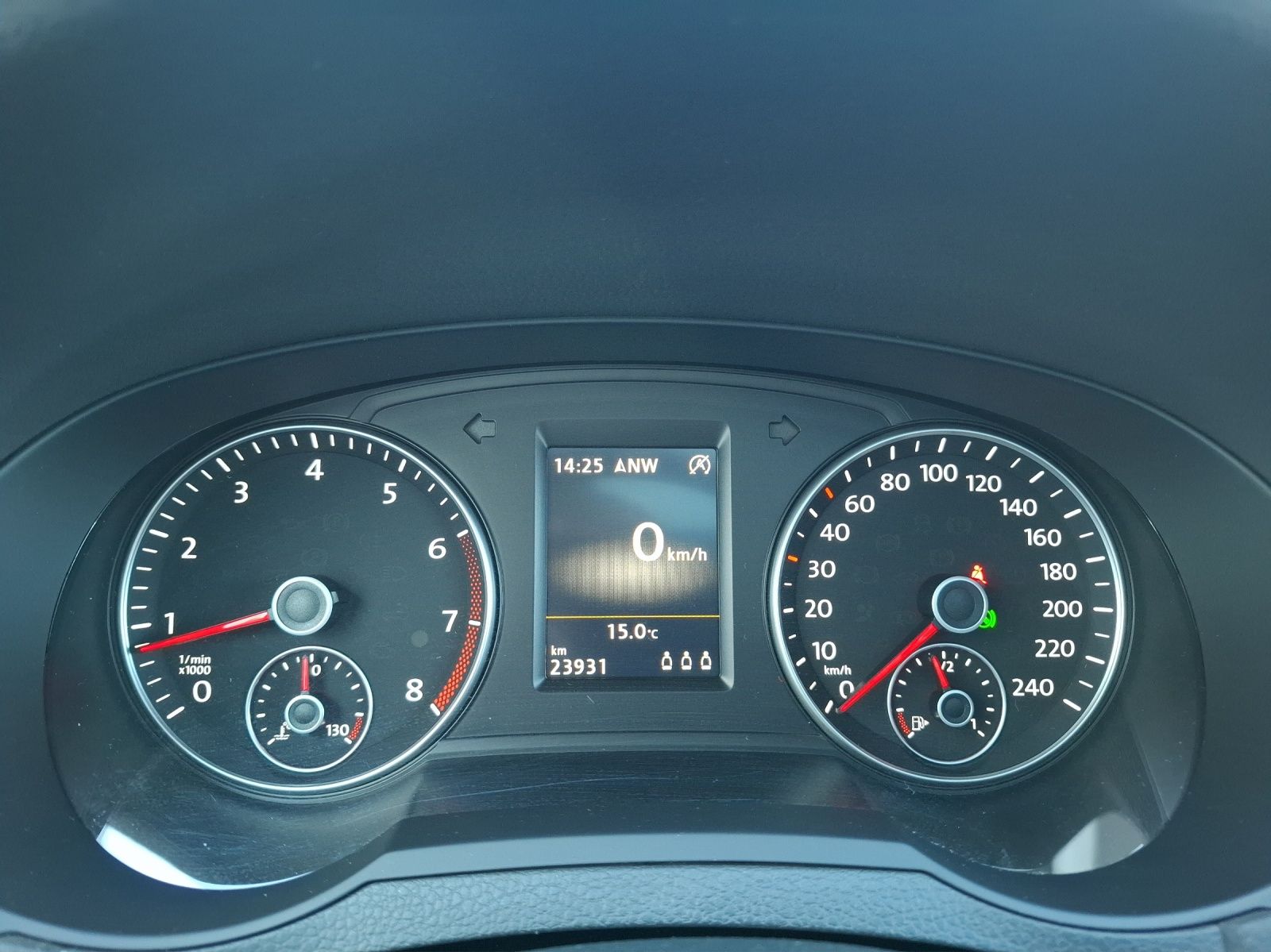 Fahrzeugabbildung SEAT Alhambra TSI Style DSG Bi-Xenon Navi PANO RFK GR