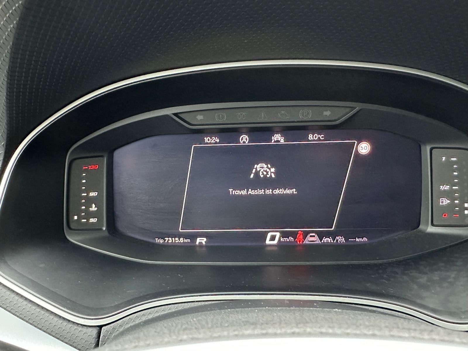 Fahrzeugabbildung SEAT Arona FR 1.5 TSI DSG Navi/LED/ACC/Dinamica