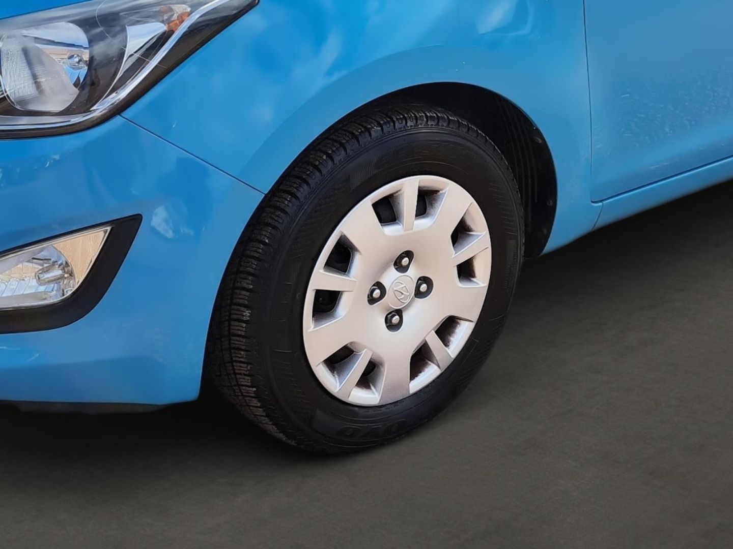 Fahrzeugabbildung Hyundai i20 5 STAR EDITION 1.2 GOLD KLIMA+HU/AU+SERVICE