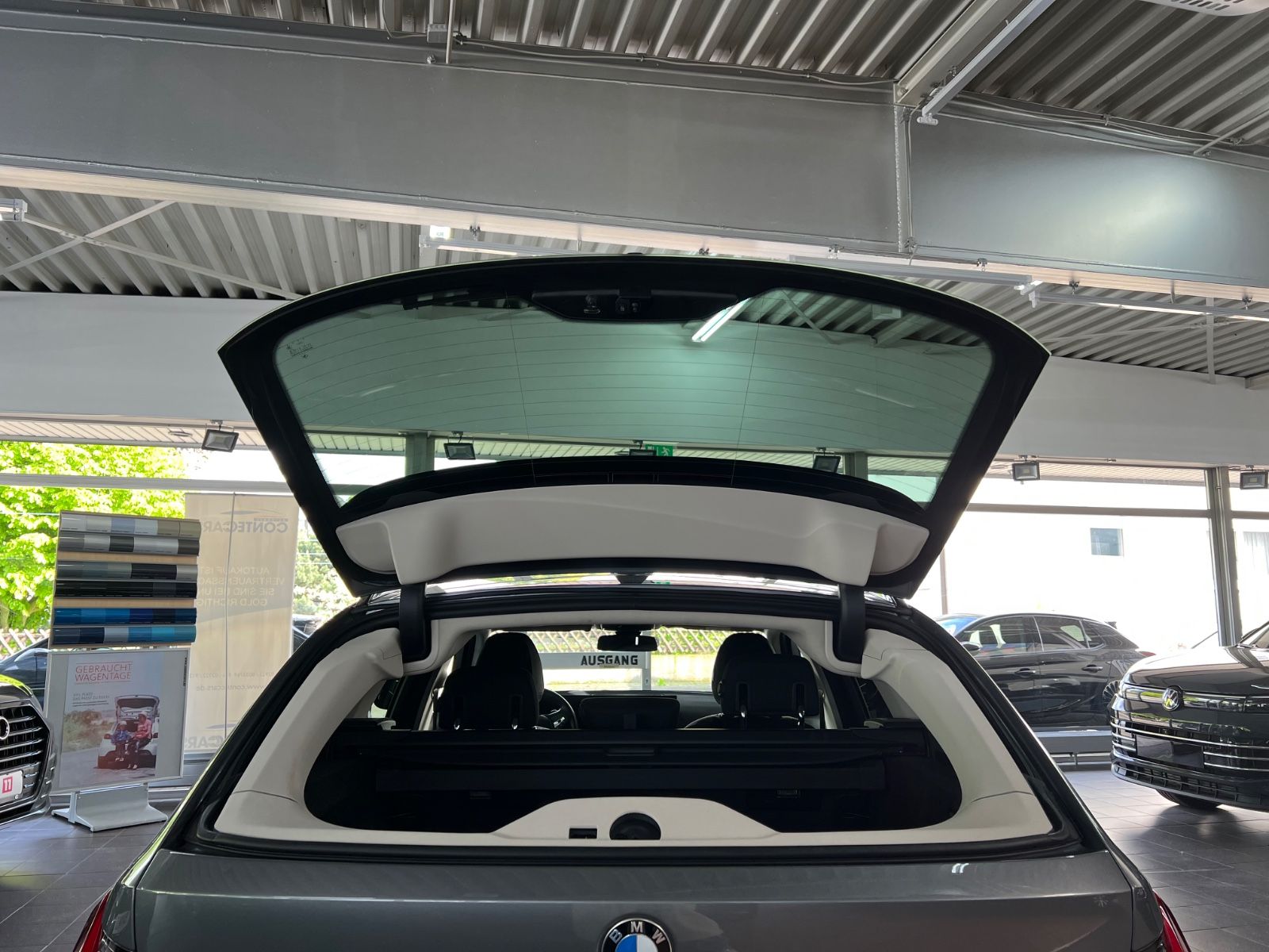 BMW 318d Touring HuD+Spur+HiFi+Park Assist+LED+uvm. foto 11