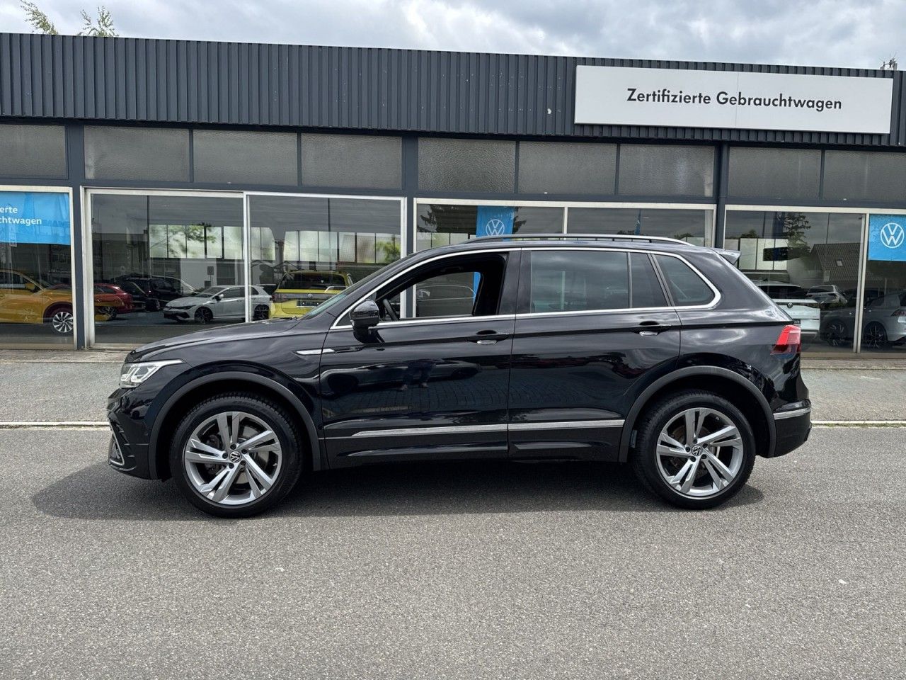 Volkswagen Tiguan 2.0 TDI 4M R-Line Matrix Stanmdhzg 360 foto 2