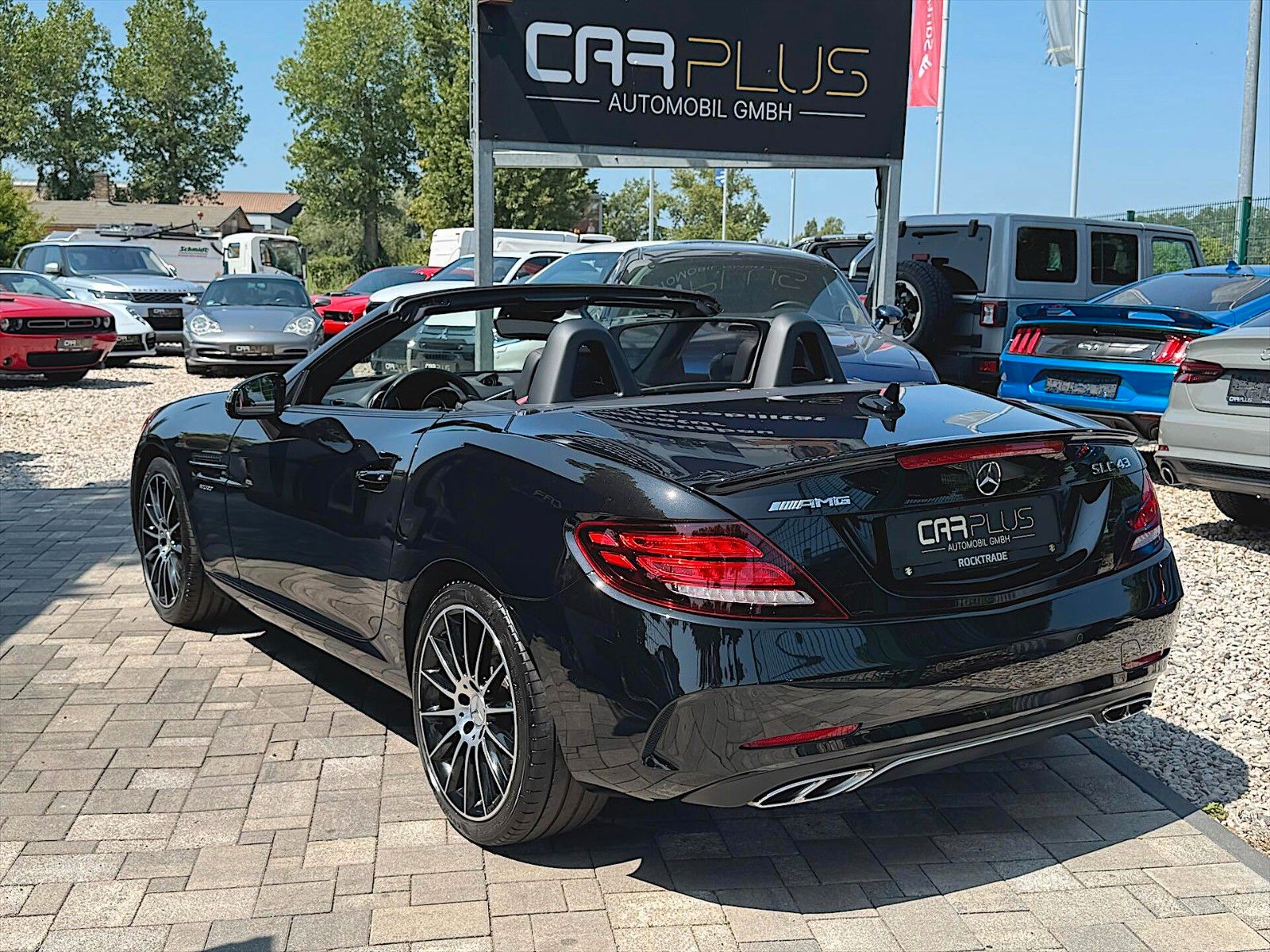 Fahrzeugabbildung Mercedes-Benz SLC 43 AMG Designo Night *LED*Kamera*Panorama*