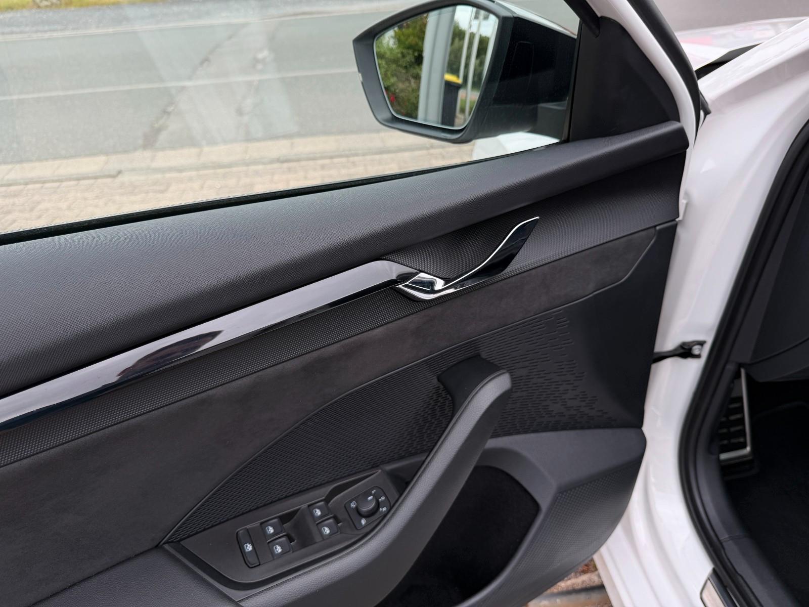 Skoda Octavia RS *HUD*AMBIENTE*KAMERA*ACC*LANE*SIDE*, миниатюра 8